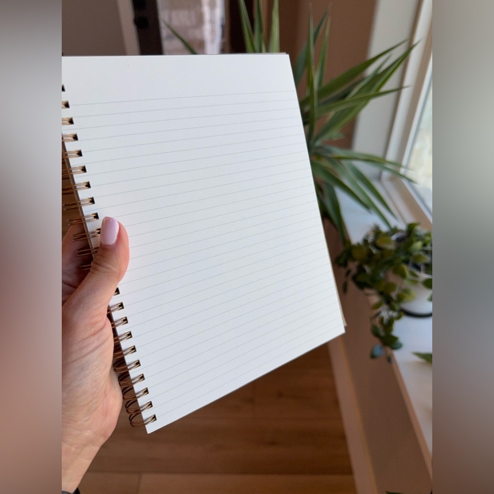 🌻 2/$20 "Dream Big Love More" Spiral Notebook - Picture 4 of 6